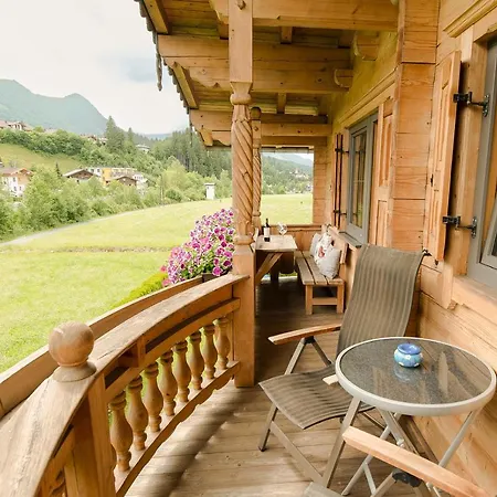 Hauser Kathrin Und Martin *